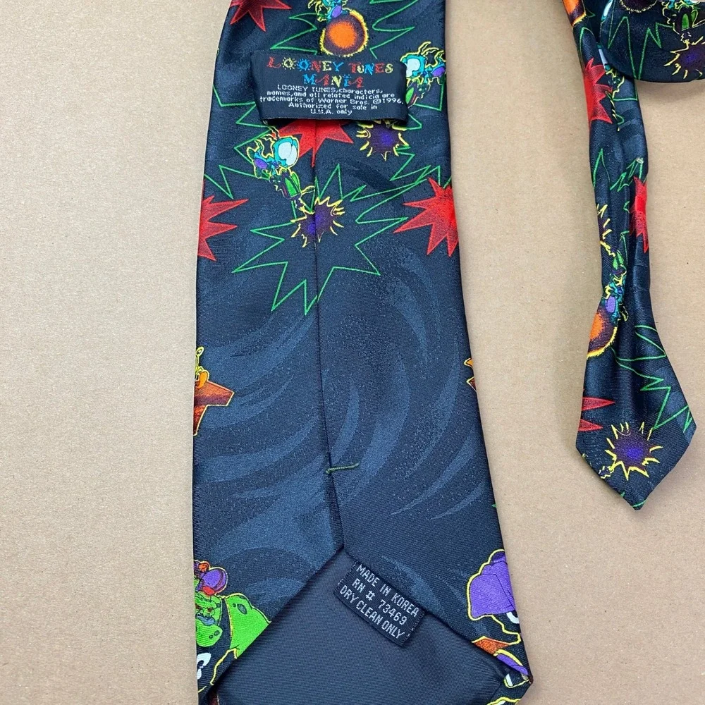 VTG Looney Tunes Mania Space Jam Monstars Mens OS Black Polyester Graphic Tie